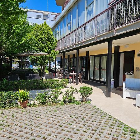 Hotel Paradiso Rimini Extérieur photo
